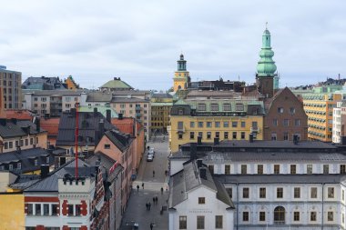 multystoried Stockholm binalarda yaşadığı
