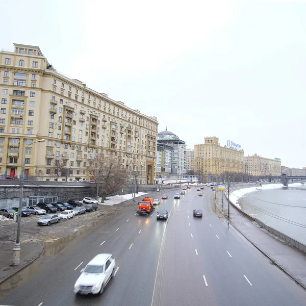 Pohled na nábřeží v centru Moskvy — Stock fotografie