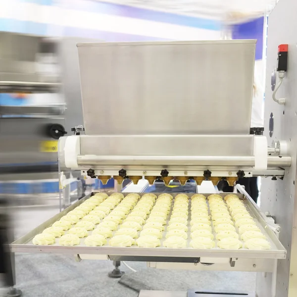 Production line at bakery — Stock Photo, Image