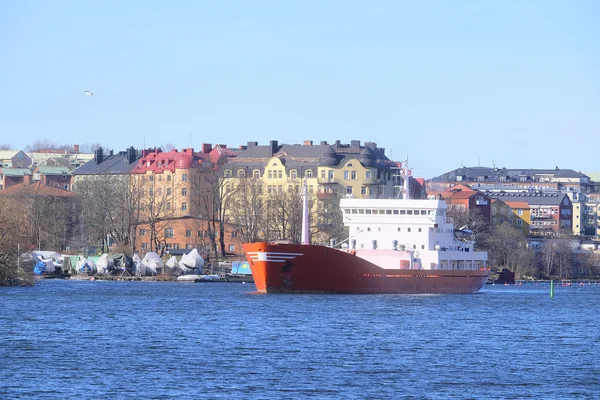 Buque de carga en Estocolmo —  Fotos de Stock