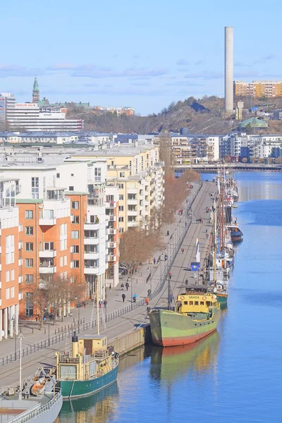 货船在斯德哥尔摩 — 图库照片