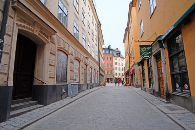 Eski şehir sokak Stockholm görüntü ile manzara