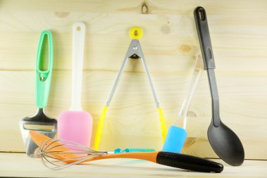 Mutfak malzemesi kümesi