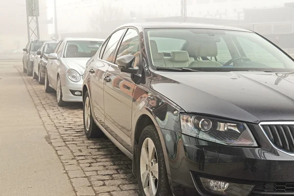 ロシアのモスクワで駐車場の車の画像 — ストック写真