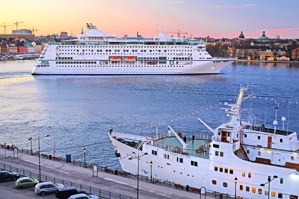 Een cruiseschip — Stockfoto