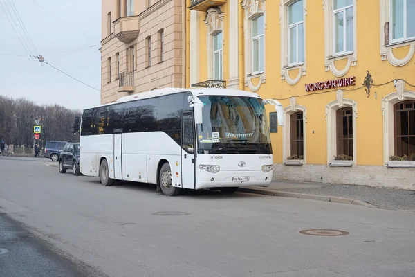 Autobus na parkování v Petrohradu — Stock fotografie