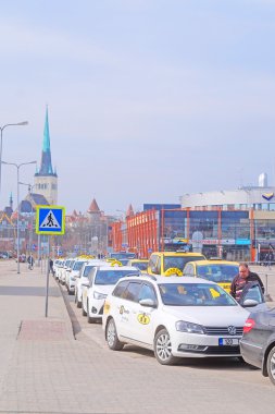 Tallin harbour yakınındaki taksi durağı