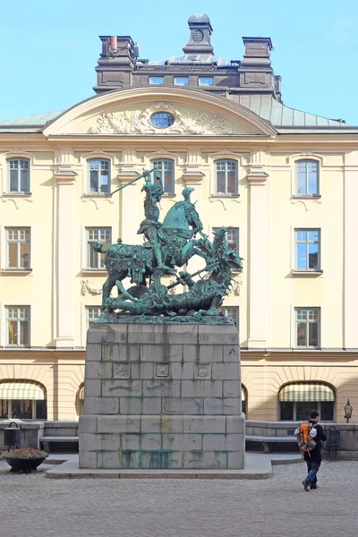 Statue of Sankt Goran, fighting with the Dragon in Stockholm — Stock Photo, Image