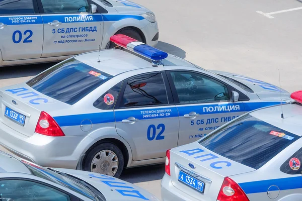 Ein Polizeiauto — Stockfoto