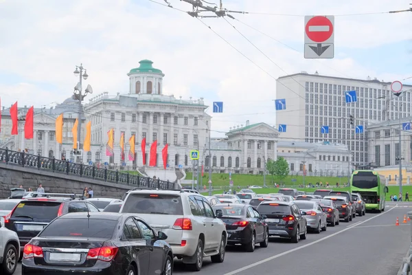 Της κυκλοφορίας στο κέντρο της Μόσχας — Φωτογραφία Αρχείου
