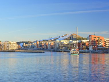  Stockholm limanında yolcu gemisi