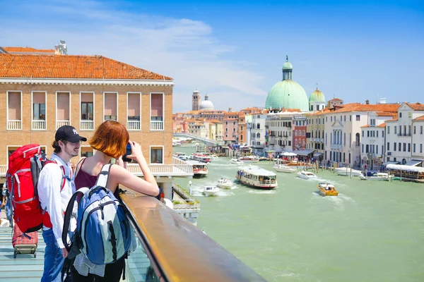 Canal en Venecia, Italia — Foto de Stock