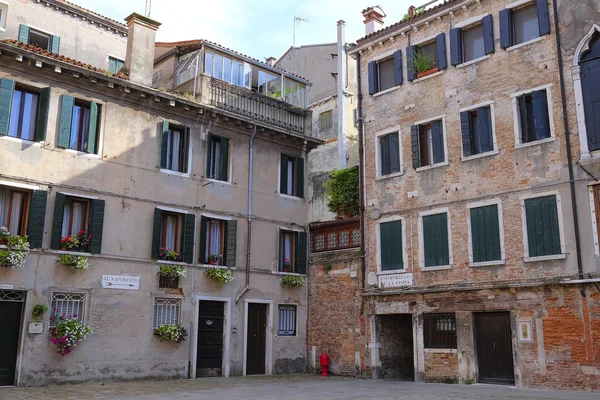 Дом в Венеции, Италия — стоковое фото