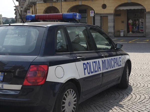 Coche de policía en un aparcamiento en Padova —  Fotos de Stock