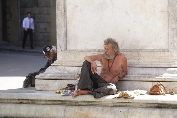 Bum in the center of Florence — Stock Photo, Image