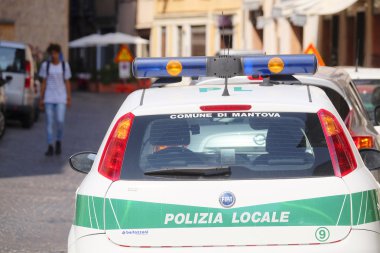 polis arabası Mantua