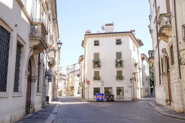 Straße im Zentrum von Vicenza — Stockfoto