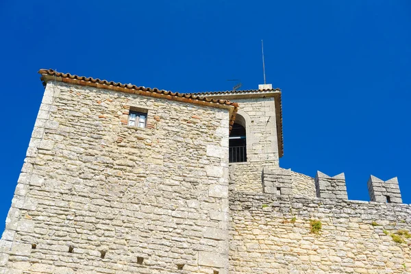 Castel in een centrum van San-Marino — Stockfoto