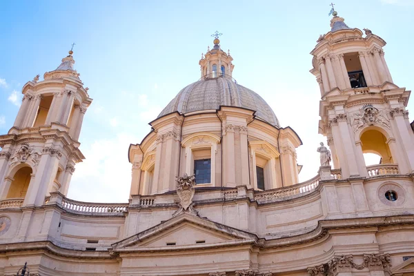 Cathedral on Piazza Navona in Rome — Stock Photo, Image