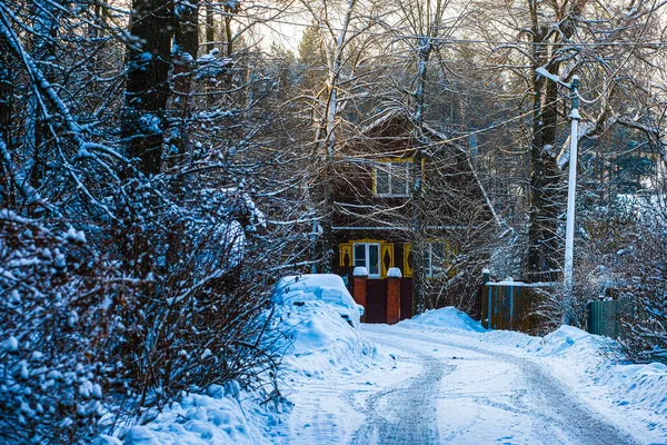 Kraj Zimowy Krajobraz Wizerunkiem Wsi — Zdjęcie stockowe