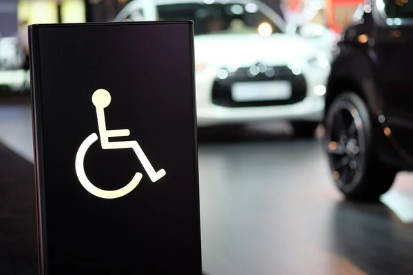 Cars in a showroom — Stock Photo, Image