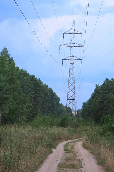 Macht transmissie torens — Stockfoto