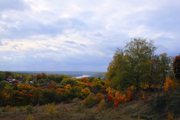 Podzimu krajina s řeky Oka — Stock fotografie
