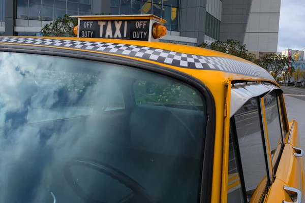 Carro de táxi — Fotografia de Stock