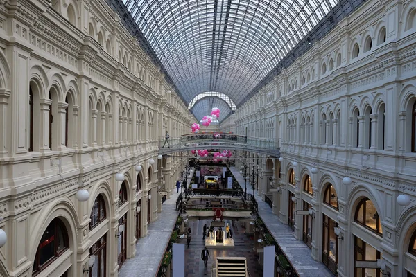 Centro comercial corredor — Fotografia de Stock
