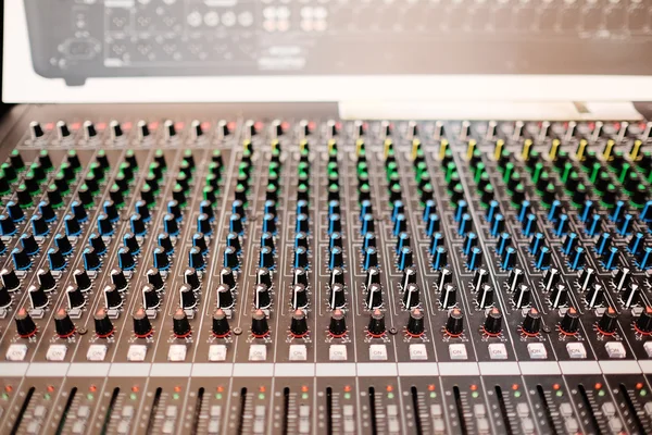 Audio control desk — Stock Photo, Image
