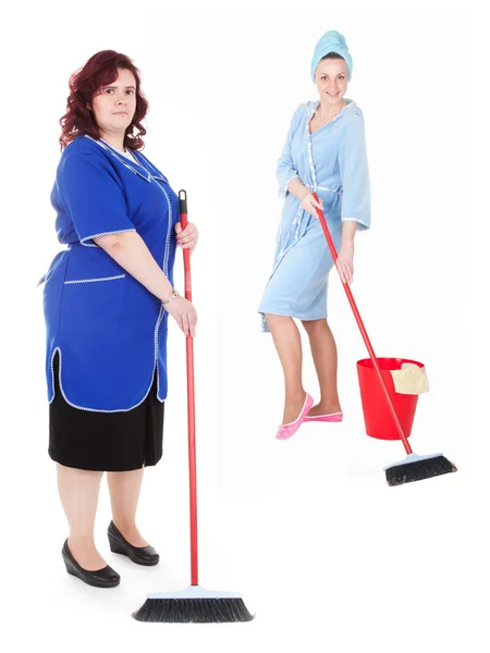 Vrouwen reinigingsmiddelen met mop — Stockfoto