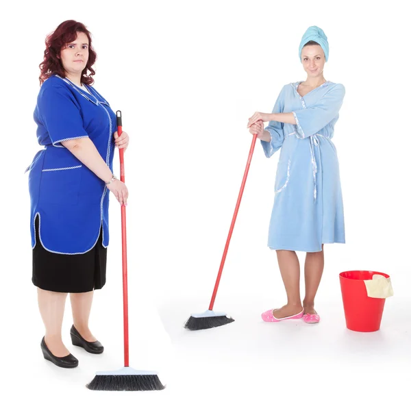 Mulheres de limpeza com esfregona — Fotografia de Stock