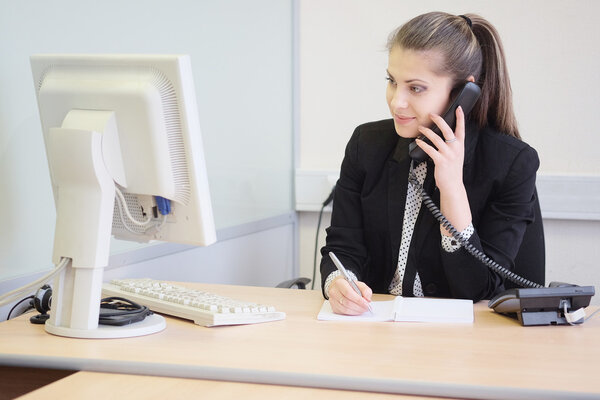 Девушка-секретарь
