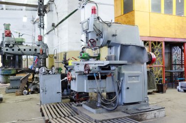 Endüstriyel kalıpçı