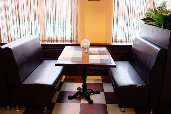 Interior de un moderno bar o restaurante —  Fotos de Stock