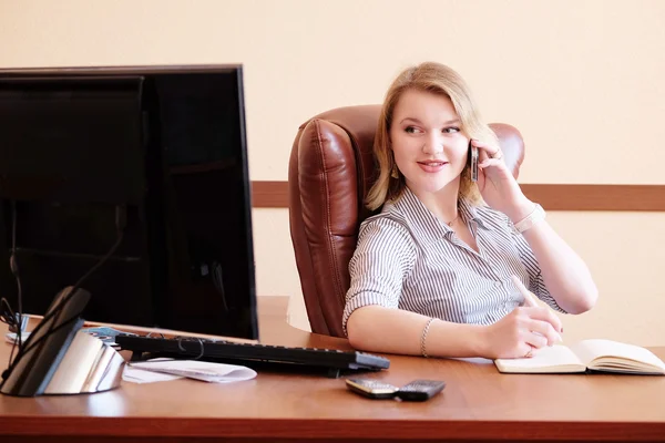 Smiling blonde secretary — Stock Photo, Image