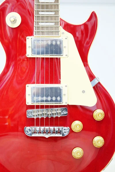 赤のエレク トリック ギター — ストック写真