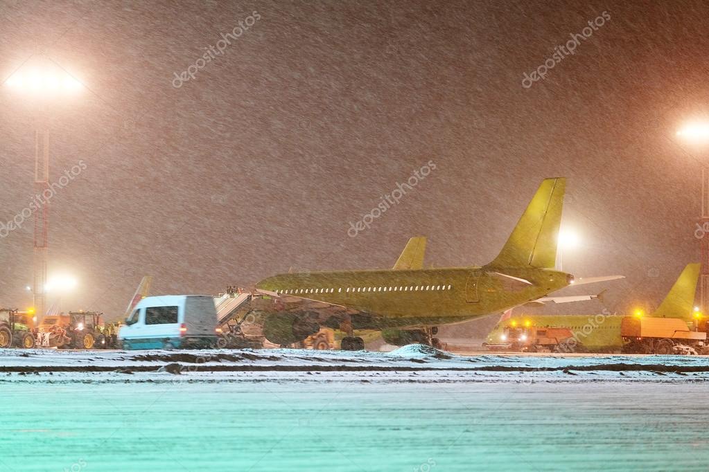 Аэропорт Зимой Фото