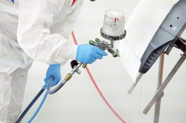 Otomobil tamircisi ressam boyalar