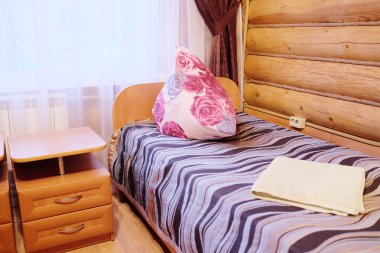 Yatak odasında bir kır evi