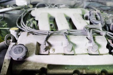 motor kaputu altında