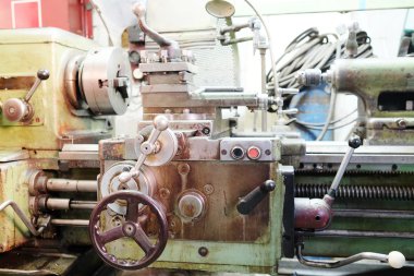 Torna Makinesi portre