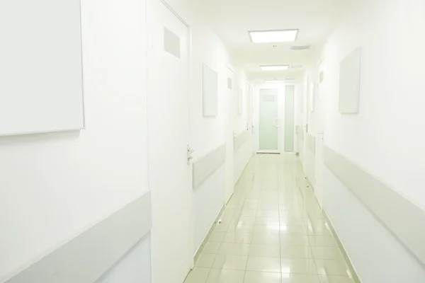 Centrum medyczne korytarz wnętrza — Zdjęcie stockowe