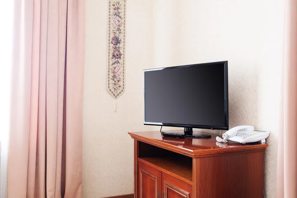 TV dans la chambre d'hôtel — Photo