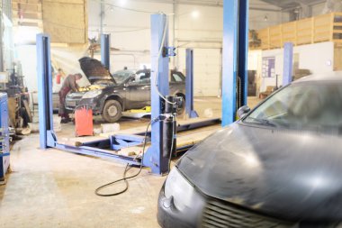 Araba tamir garaj