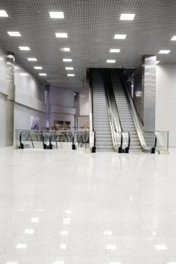 Crocus Belediye Binası yürüyen merdiven