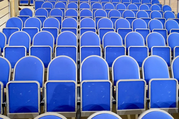 Голубые сиденья — стоковое фото