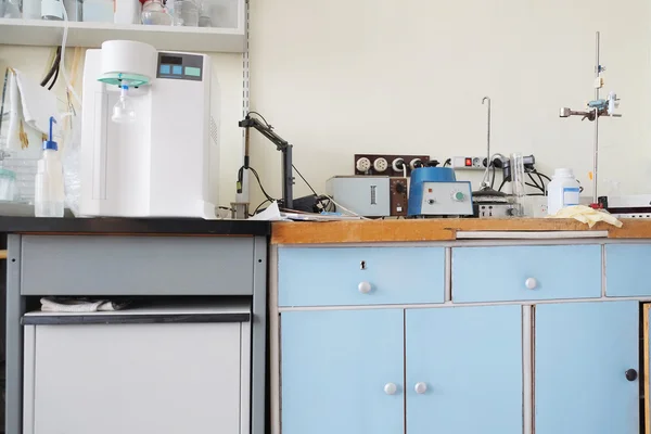 化学の生物学的実験装置 — ストック写真