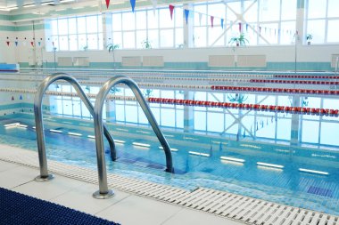 İç ortak Yüzme Havuzu