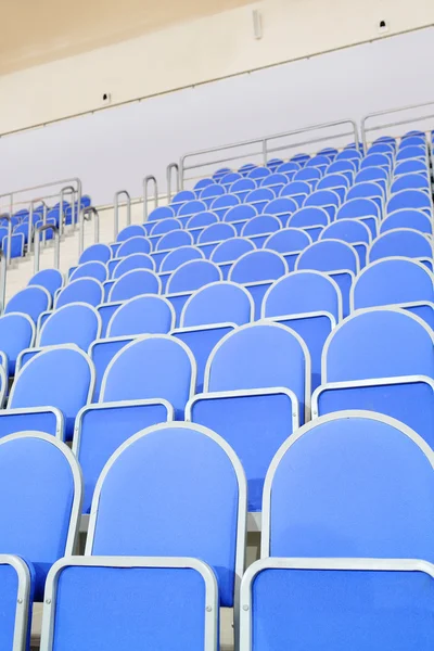 Asientos de estadio azul — Foto de Stock